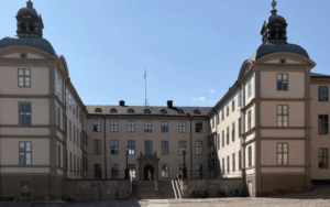 Utanför Svea hovrätt i Stockholm. Foto: Linda Myrin