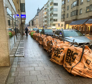 Byggsäckar i Stockholms innerstad. Foto: Linda Myrin