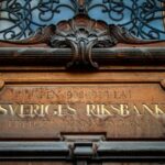 Utanför Sveriges Riksbank. Foto: Mostphotos